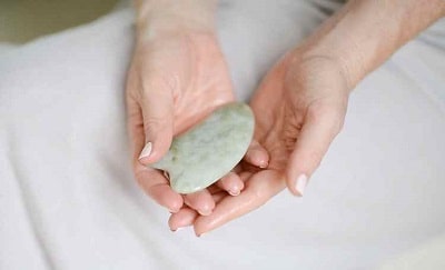 gua sha soin pour le visage